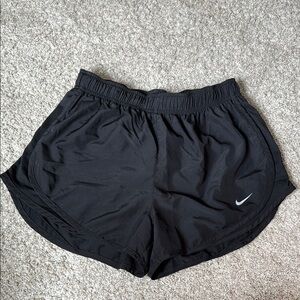 Nike Black Athletic Shorts Lightweight Moisture-Wicking
